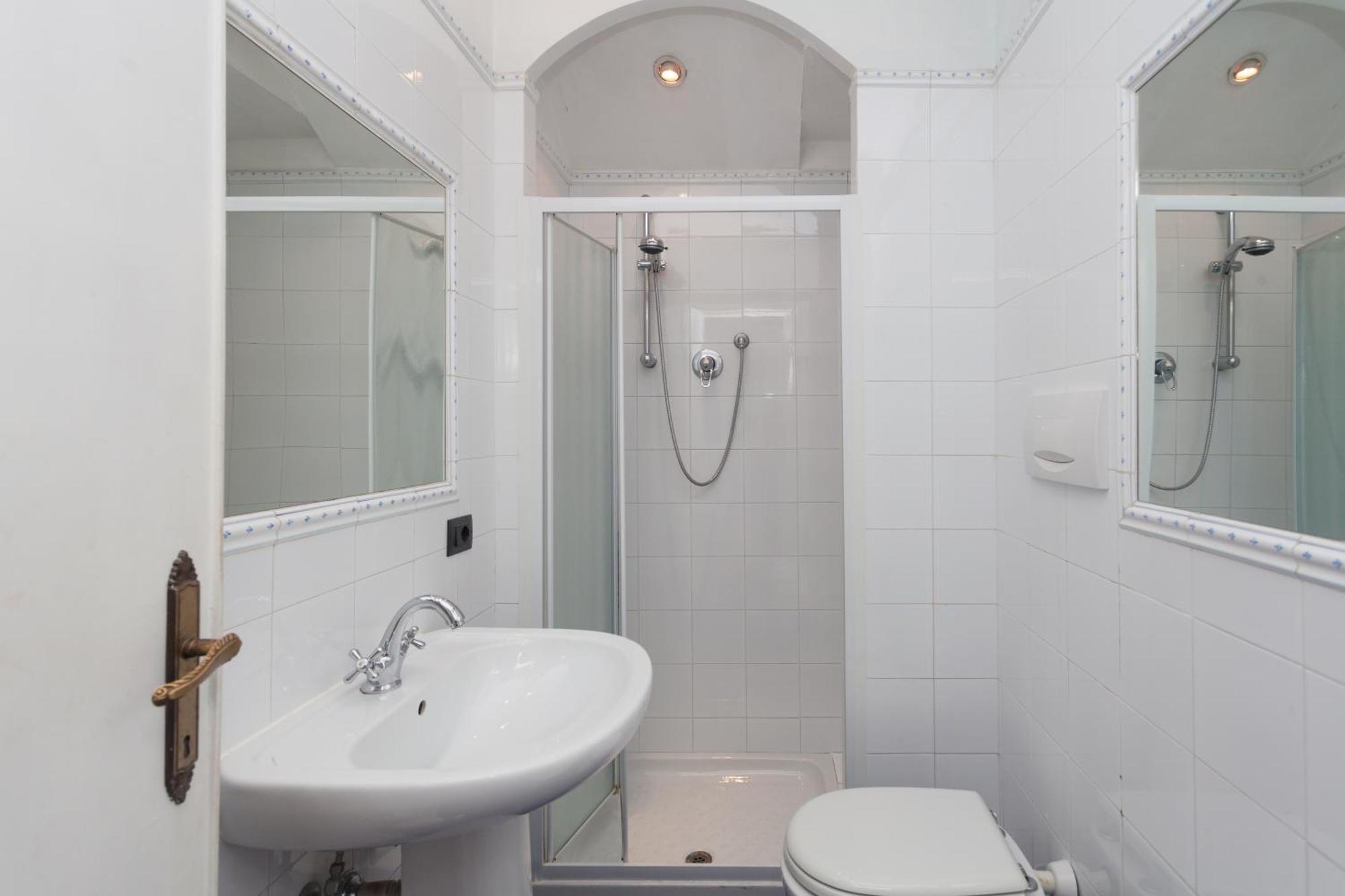 Palazzo Del Duca Piazza Navona Guest House ローマ エクステリア 写真