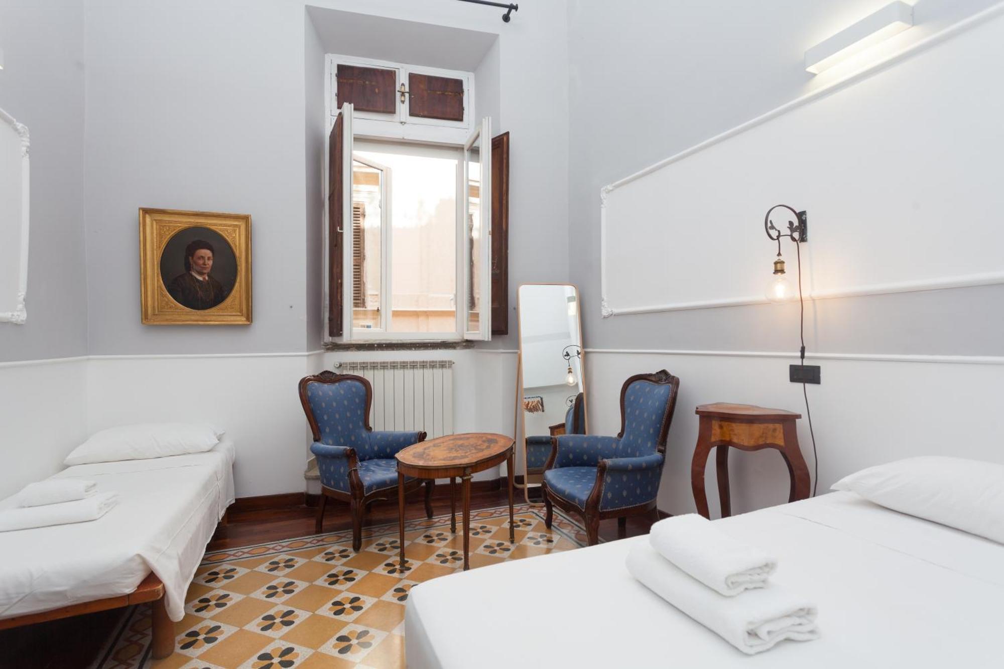 Palazzo Del Duca Piazza Navona Guest House ローマ エクステリア 写真