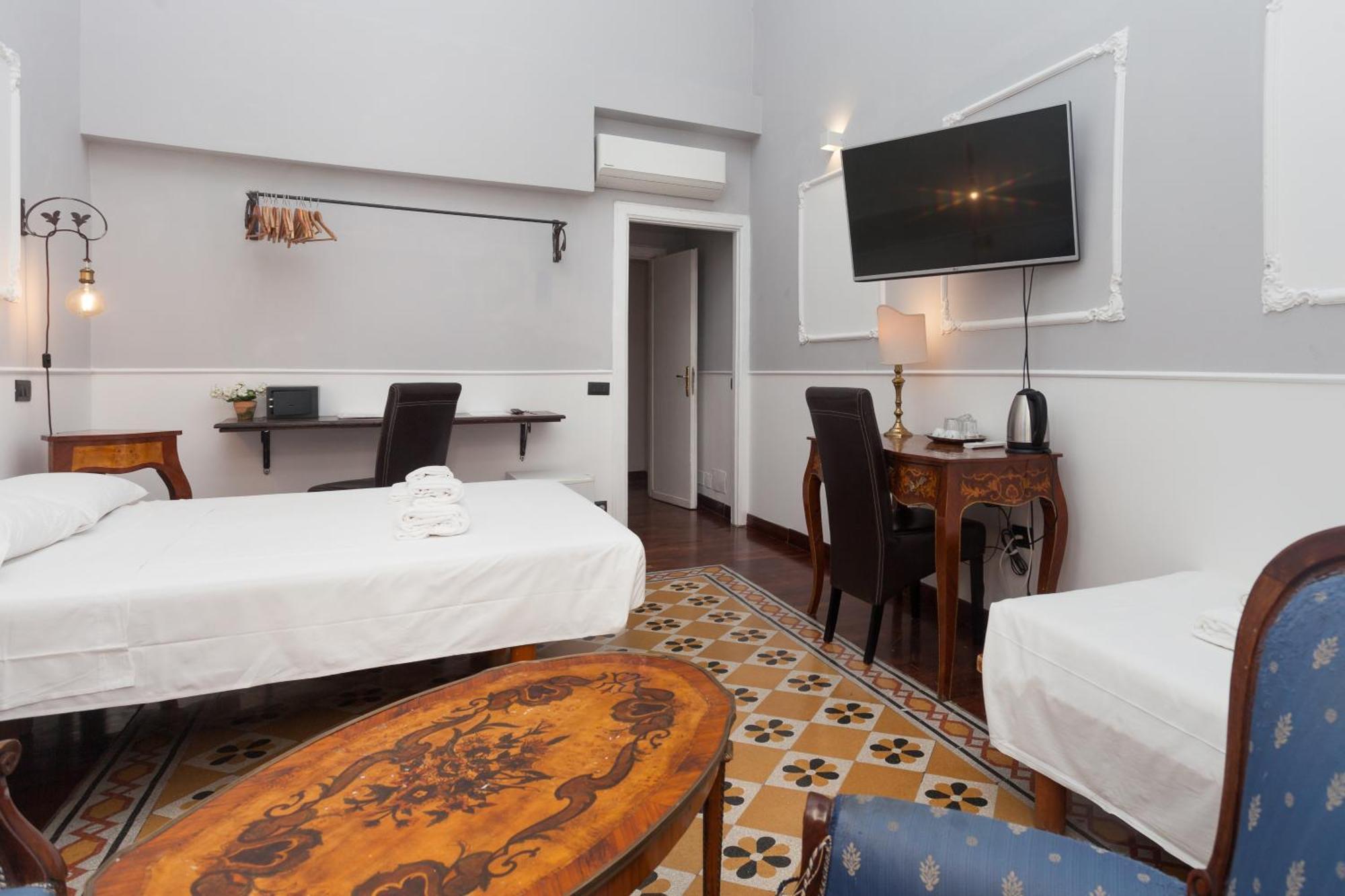 Palazzo Del Duca Piazza Navona Guest House ローマ エクステリア 写真