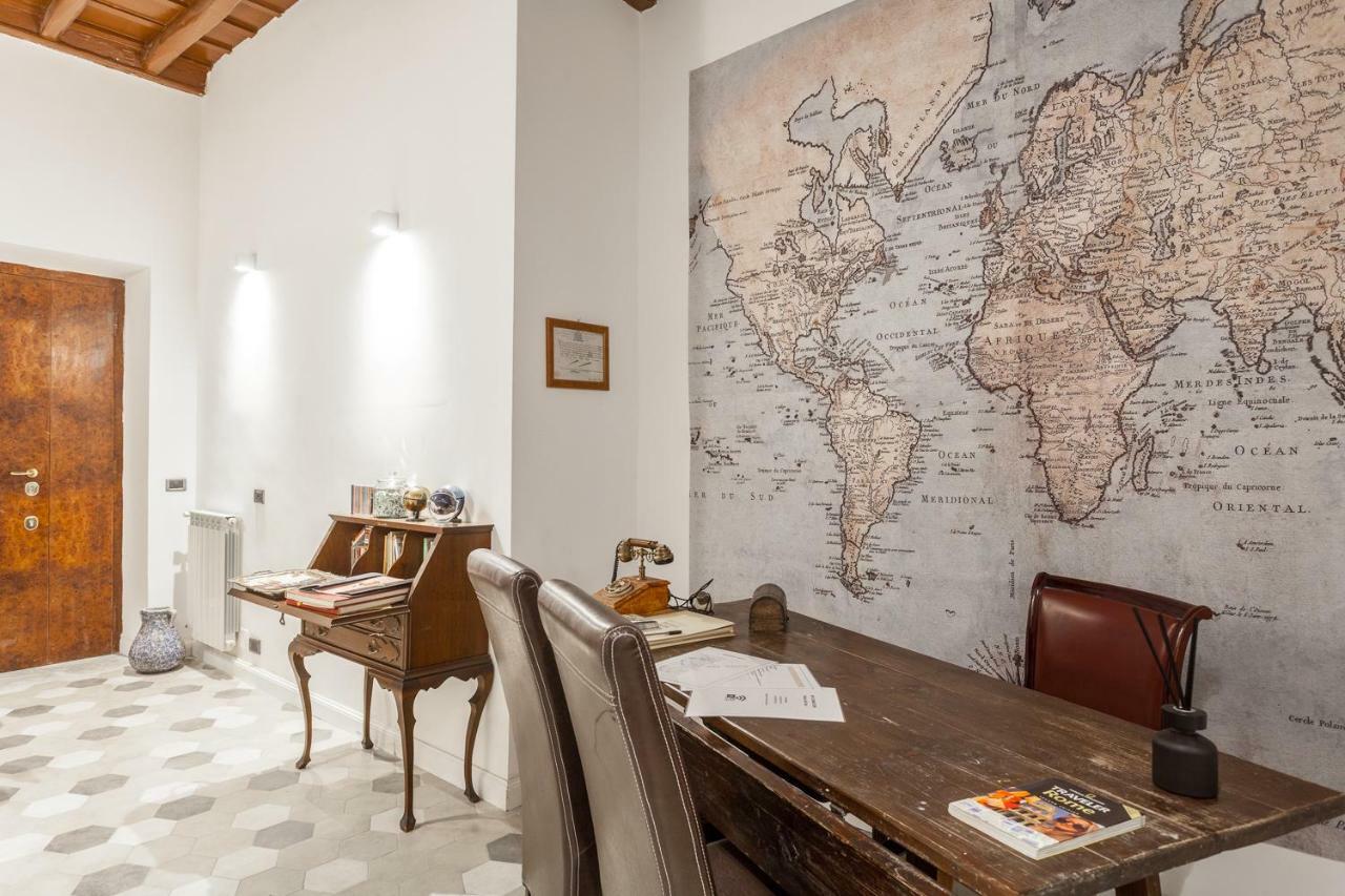 Palazzo Del Duca Piazza Navona Guest House ローマ エクステリア 写真